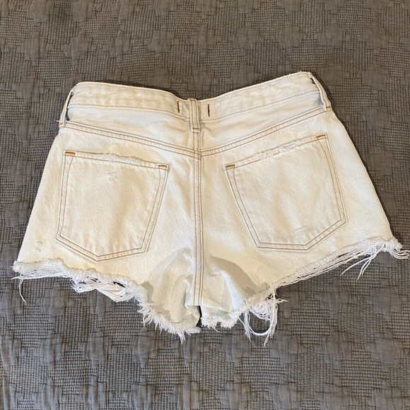 Like new- Abercrombie & Fitch jean shorts - Picture 2 of 3